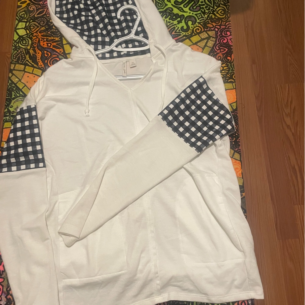 Small cato hoodie